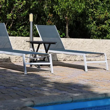 Dom wakacyjny Maison Bijou - Avec Piscine Pres D'uzes