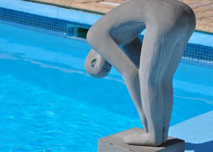 Avec Piscine Pres D'uzes *